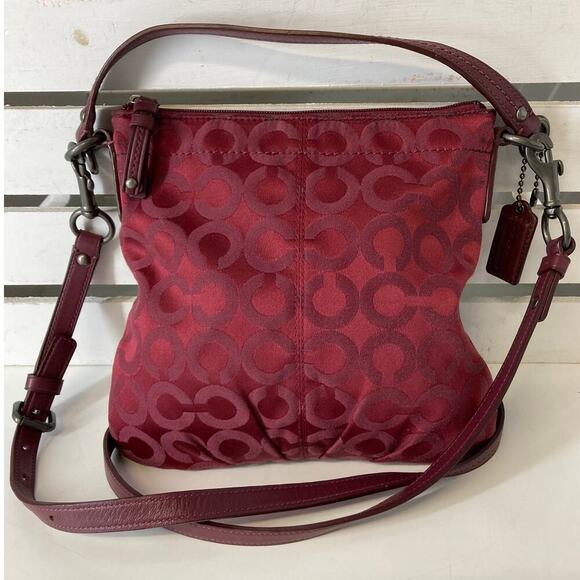 COACH 43107 SMALL WINE SIGNATURE PRINT CANVAS CROSSBODY BAG - Picture 2 of 15